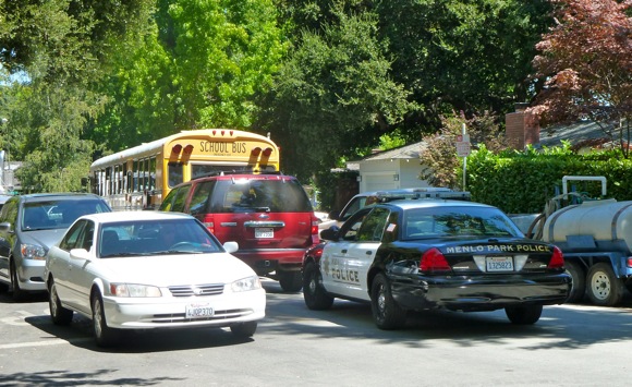 Back-to-school Spotted: Big Oak Knoll traffic jam