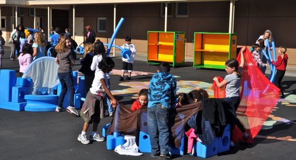 kids playing with Imagination Playground at Oak Knoll School