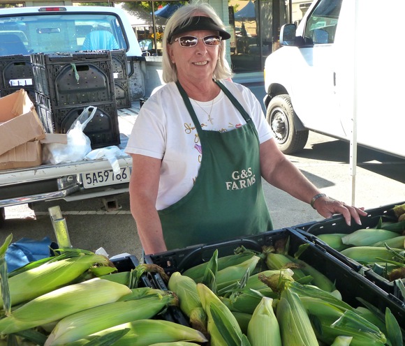 Corn Lady returns to Menlo Park farmers’ market
