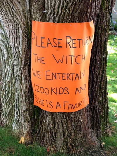 Spotted: Sign for missing witch on Sherman Avenue in Menlo Park