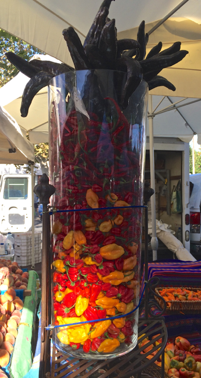 peppers-at-farmers-market_2016
