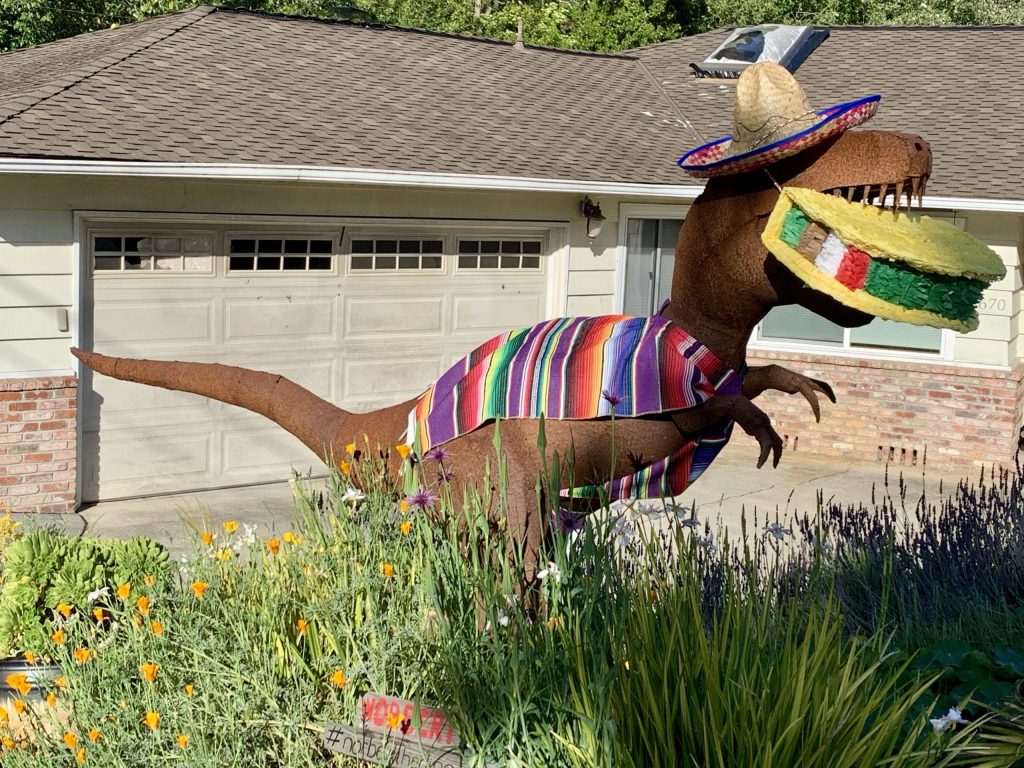 Ladera dinos are festively dressed for Cinco de Mayo