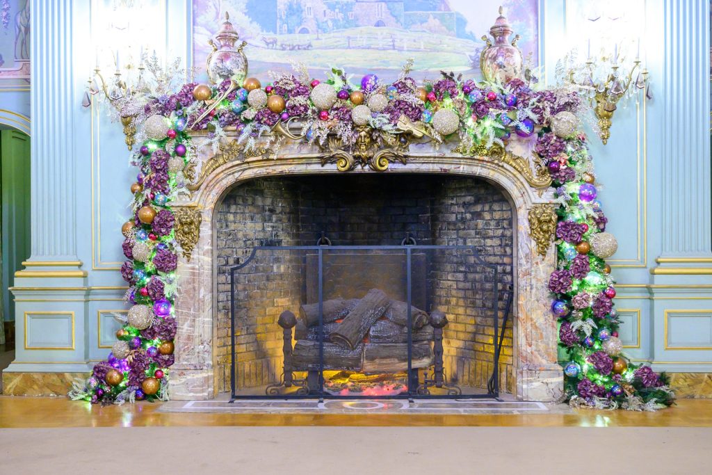 Step indoors at Filoli this holiday season