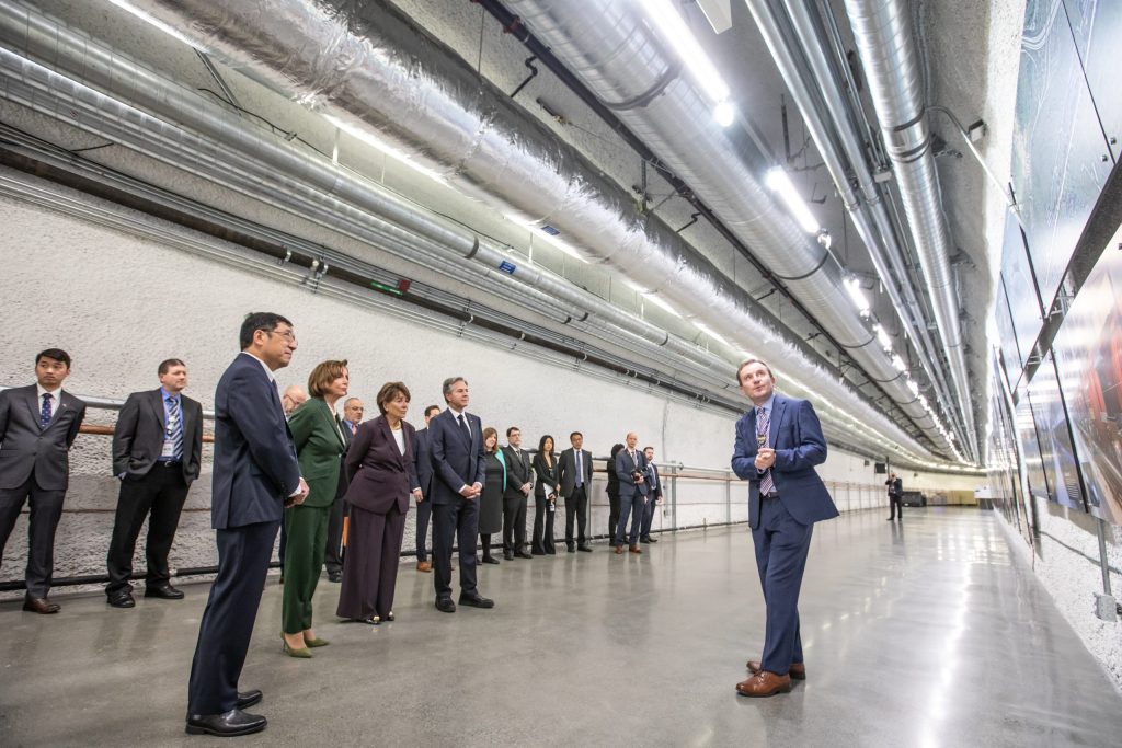 Spotted: Secretary of State Antony Blinken at SLAC in Menlo Park
