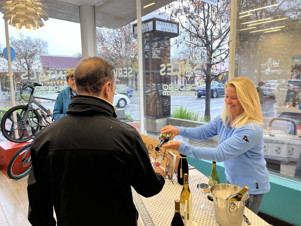 Taste of the Mountains wine walk in Menlo Park is a success