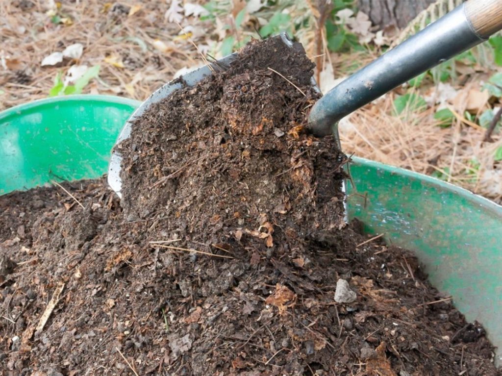 Free compost giveaway event April 6–7 for Menlo Park residents