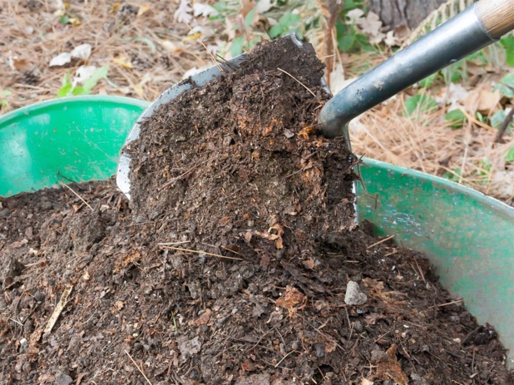 Compost giveaway in Menlo Park on September 16 & 17