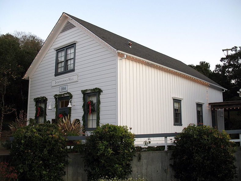 Yogalates with Angela on April 16 at Woodside Independence Hall