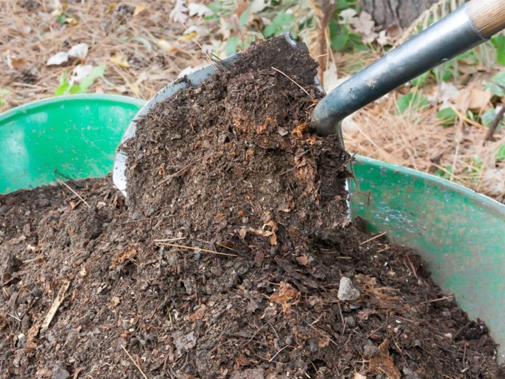 Free compost giveaway to Menlo Park residents on April 17