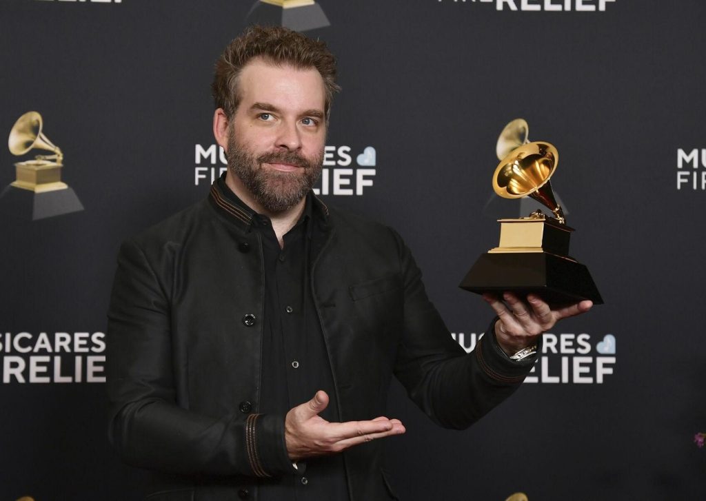 Menlo Park native Taylor Eigsti wins Grammy Award