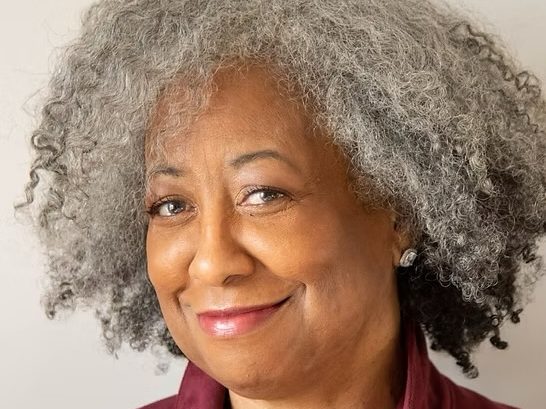 Author Delia Pitts joins Mystery Readers Group on February 18