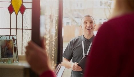 What Menlo Park residents should know about door-to-door solicitations