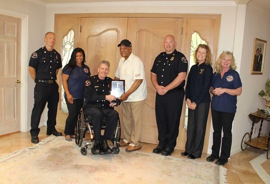 Willie Mays Collection up for auction — in person and online