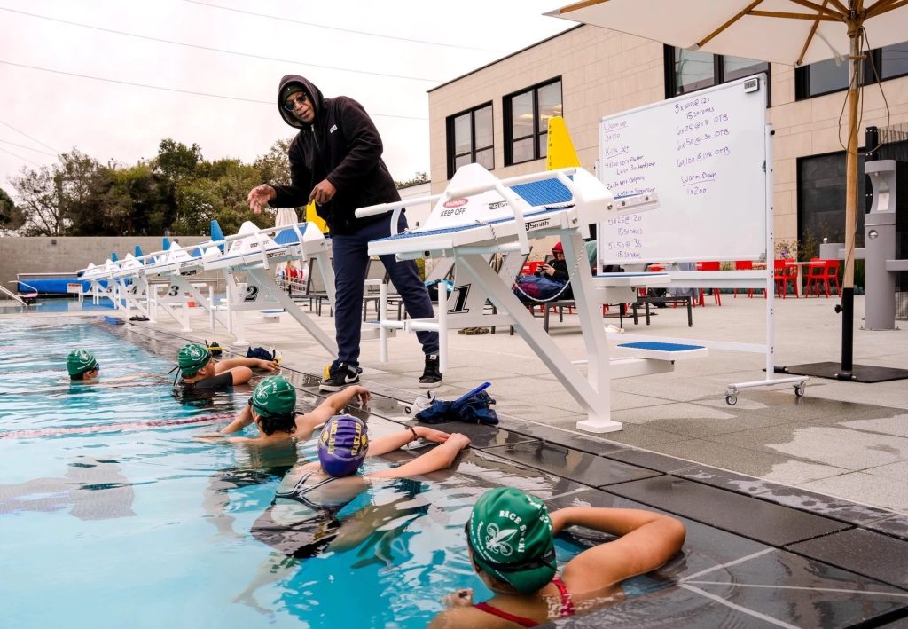 Race Swami provides swimming activities for Belle Haven kids