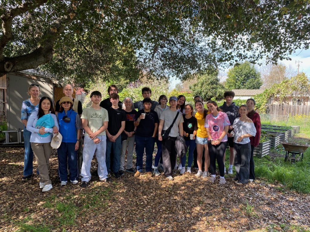 Community groups come together for Spring cleaning at Belle Haven Community Garden