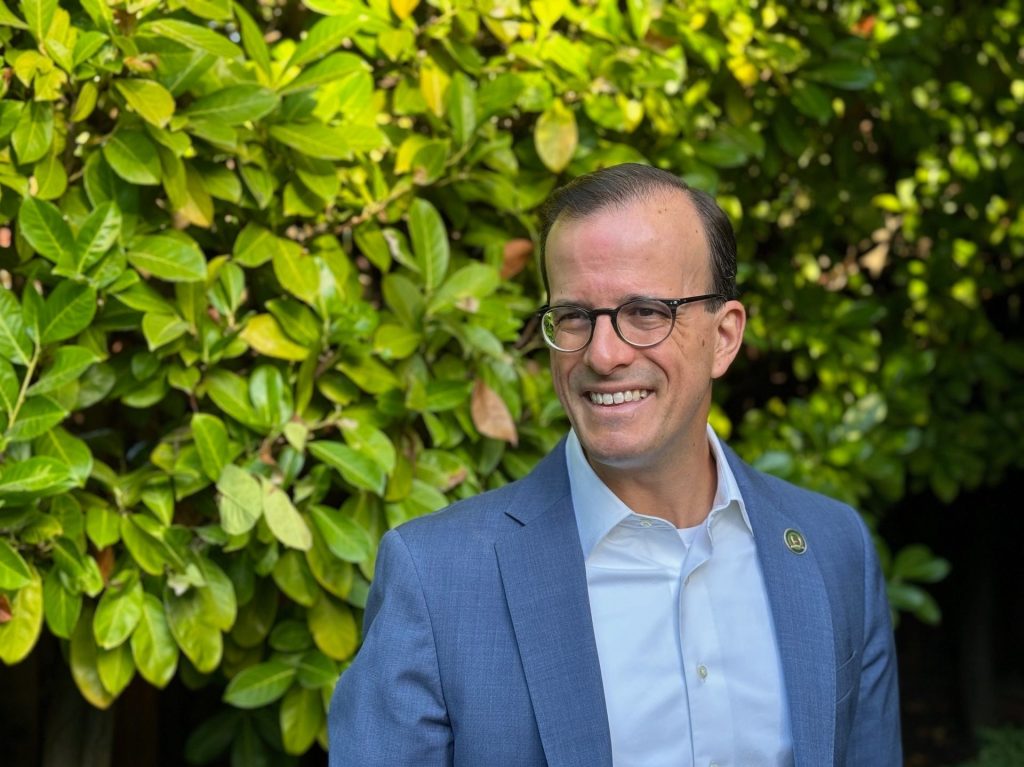 Portola Valley community coffee with Assembly Member Mark Berman on April 10