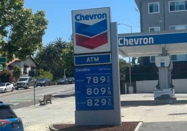 Spotted: Sky high gas prices at Chevron station in Menlo Park