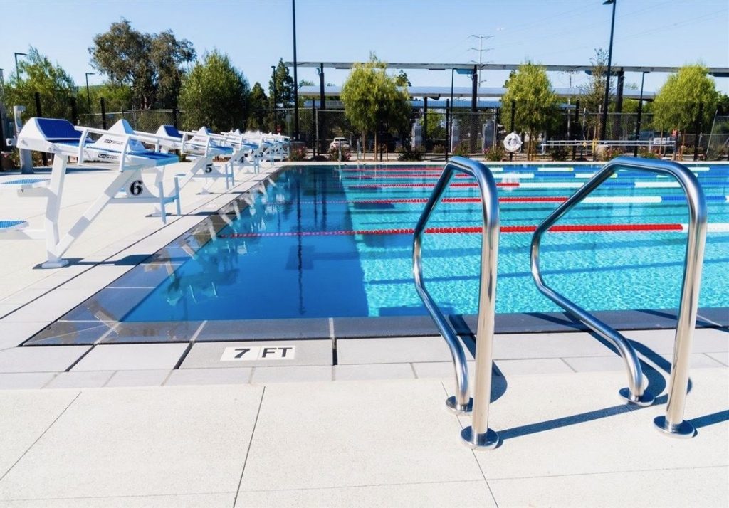 Free water polo clinic at Belle Haven pool on June 6
