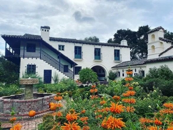 Allied Arts Guild Auxiliary hosts art fair on July 19