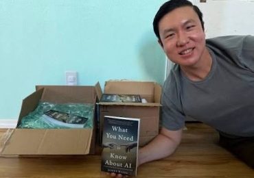 Author James Wang talks about  AI on August 7 at Atherton Library