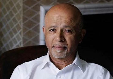 Reserve your space for Kepler’s Annual Benefit: An Evening with Abraham Verghese and Friends