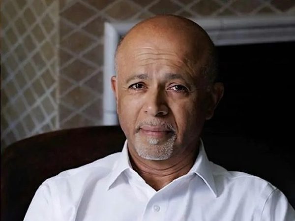 Reserve your space for Kepler’s Annual Benefit: An Evening with Abraham Verghese and Friends